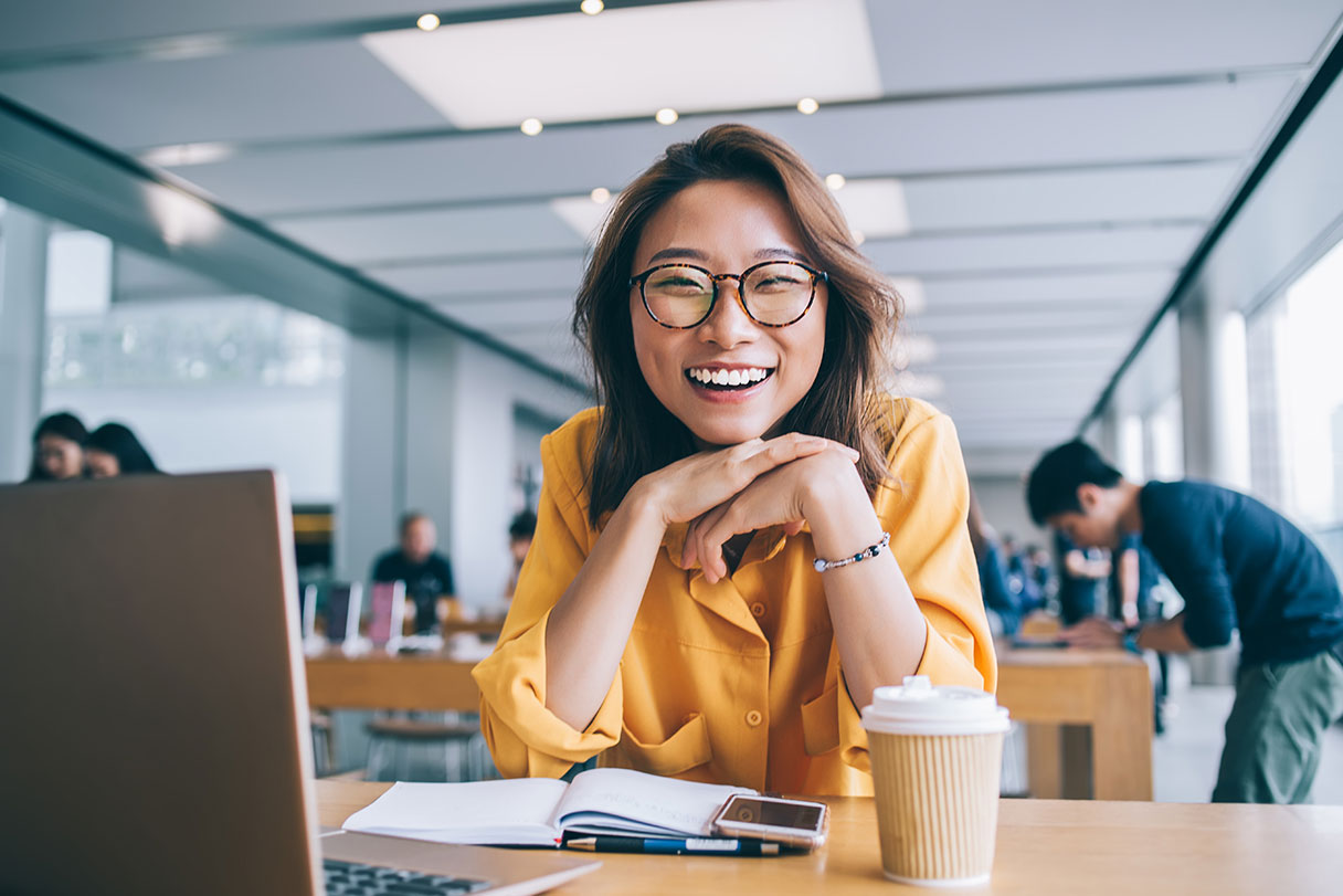 Teeth Lumineers Explained: Benefits, Costs, and More